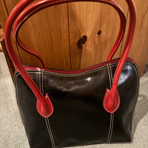 Black and red leather handbag from Florence, Italy - Picture 2 of 5